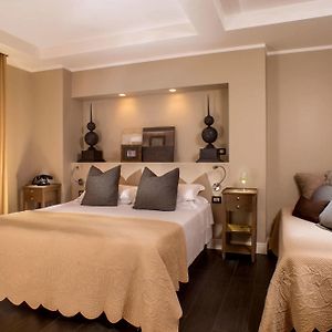 Chambre Triple Économique au Sous-Sol